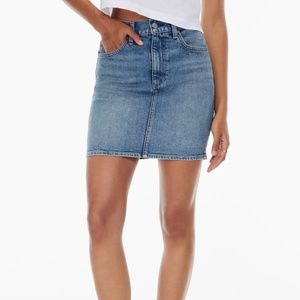 NWT Aritzia Denim Forum The Pin-Up Denim Skirt 26